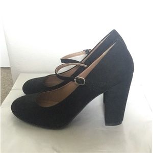 Chinese Laundry Black Faux Suede Maryjane Heels